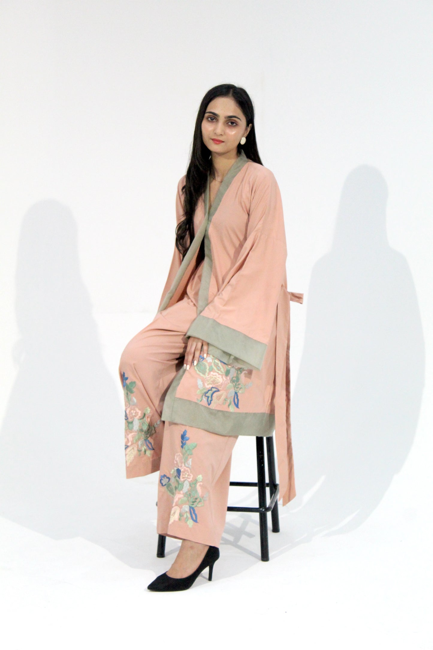 Rosebay - Sangemur Handmade Embroidered Two Piece Korean Kimono Style Set